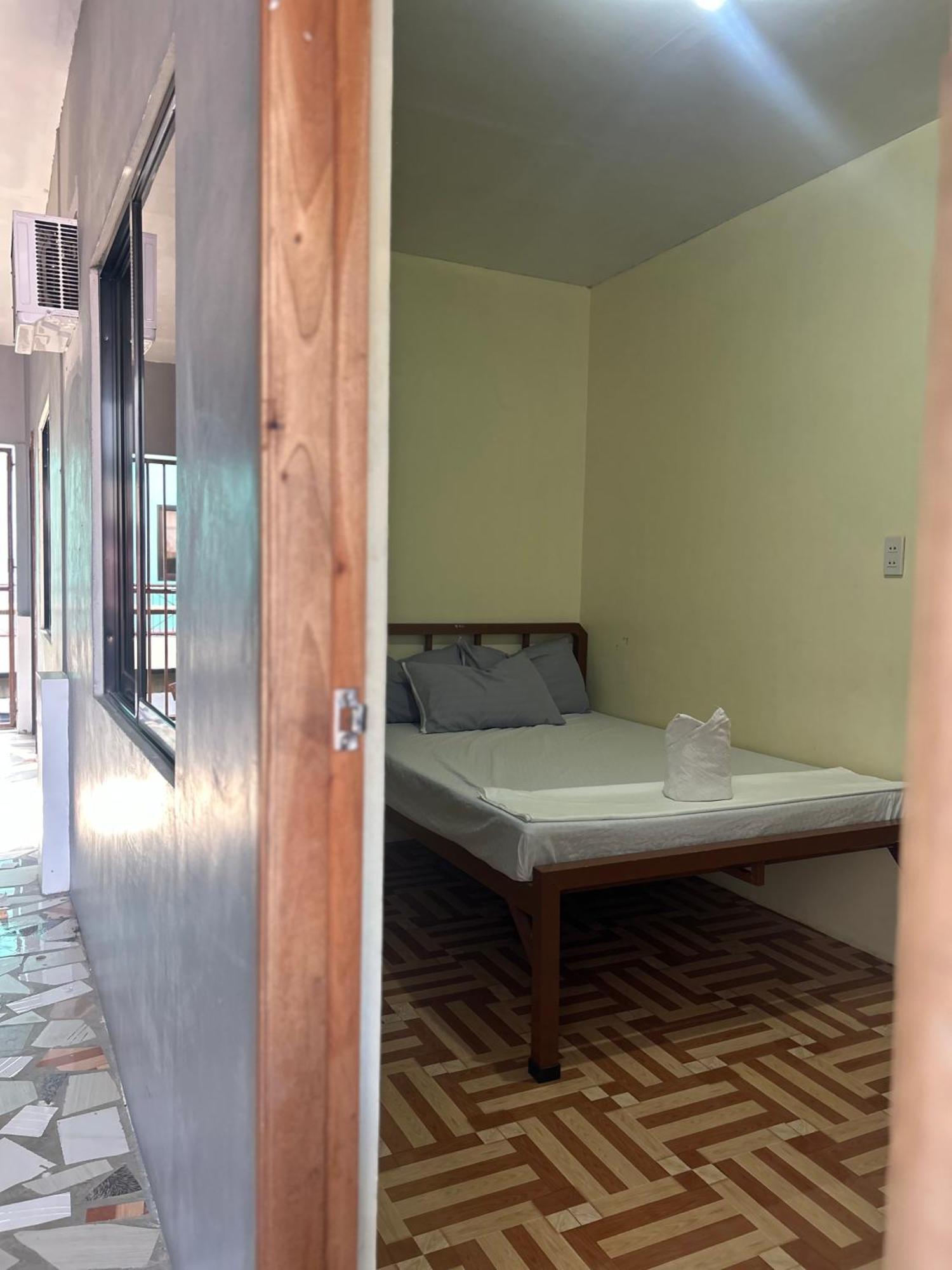 Carillo Guest House Корон Экстерьер фото